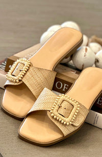Square buckle Sandals