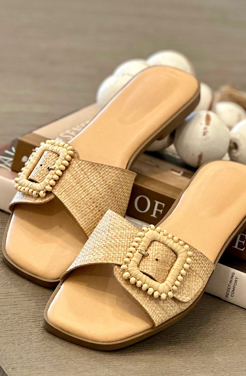Square buckle Sandals