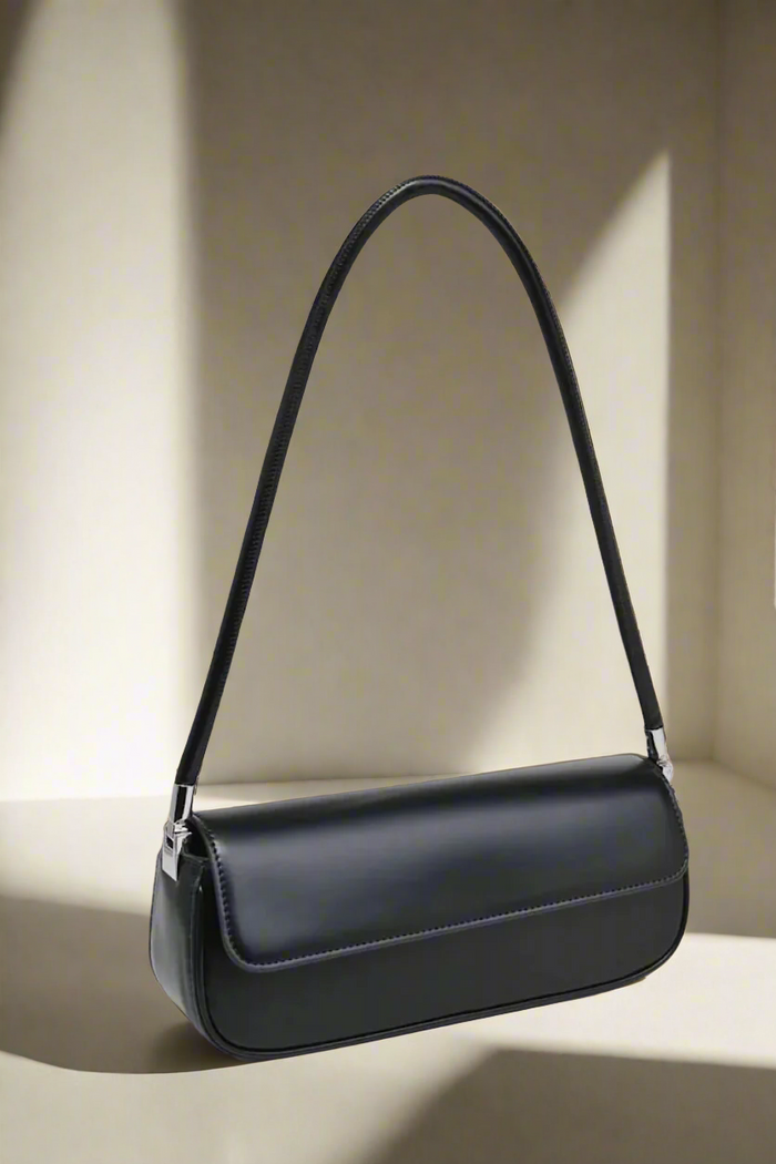 Black Bailey Shoulder Bag