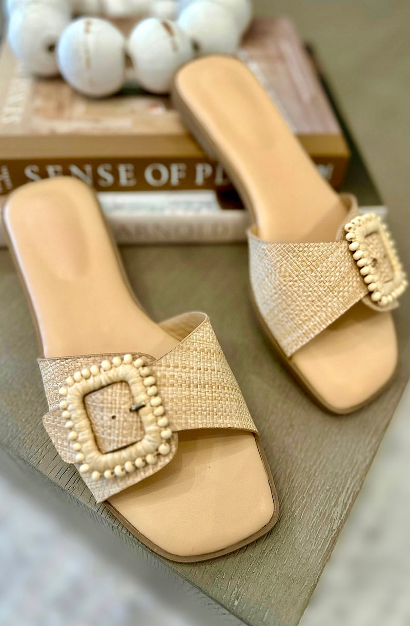 Square buckle Sandals