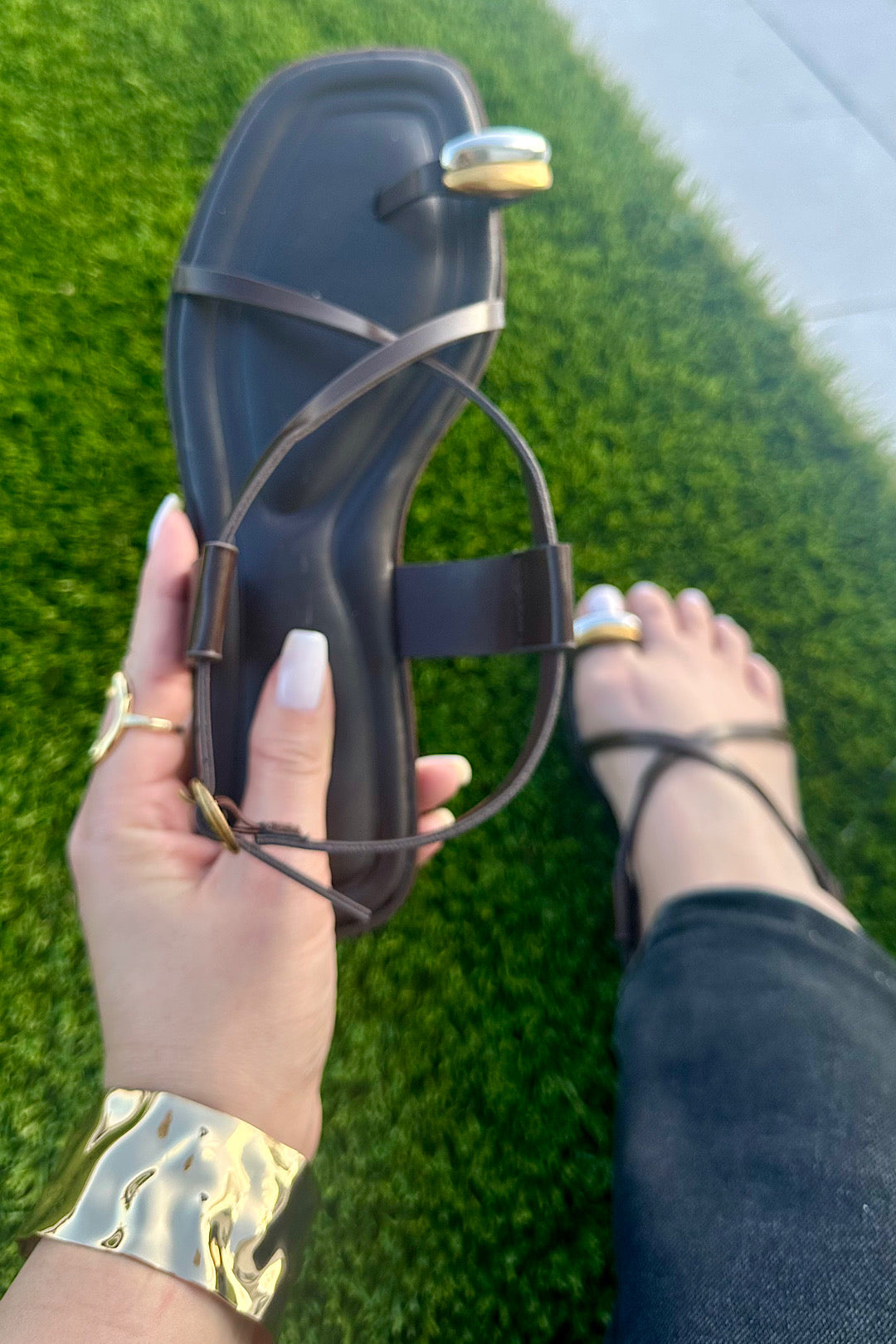 Toe Ring Slingback Sandals Brown
