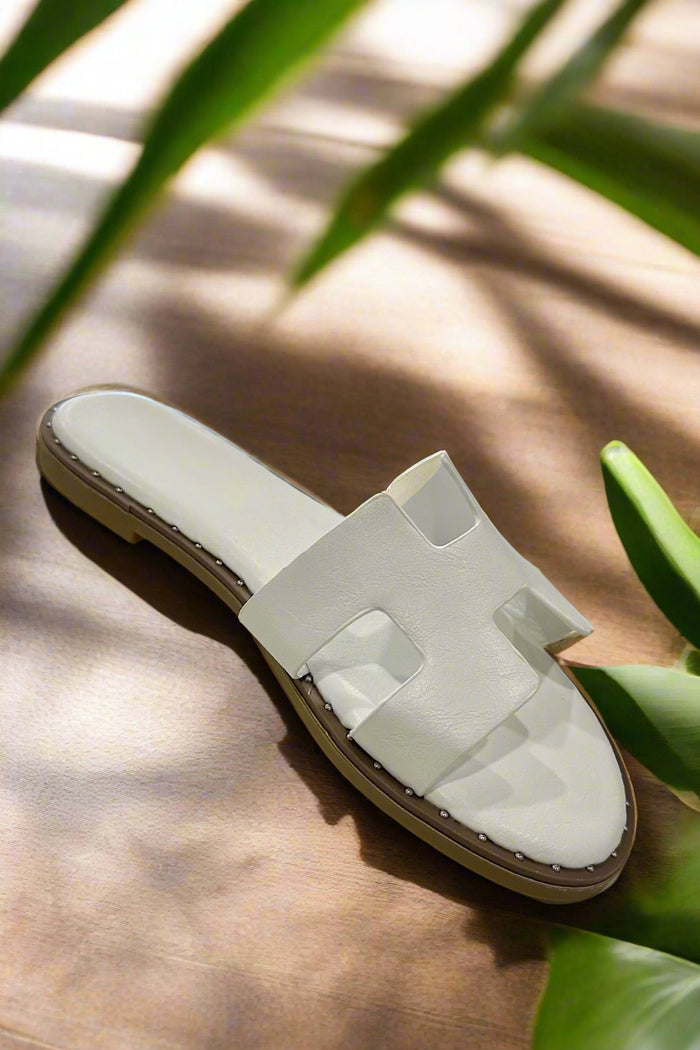 H-toe  Sandals