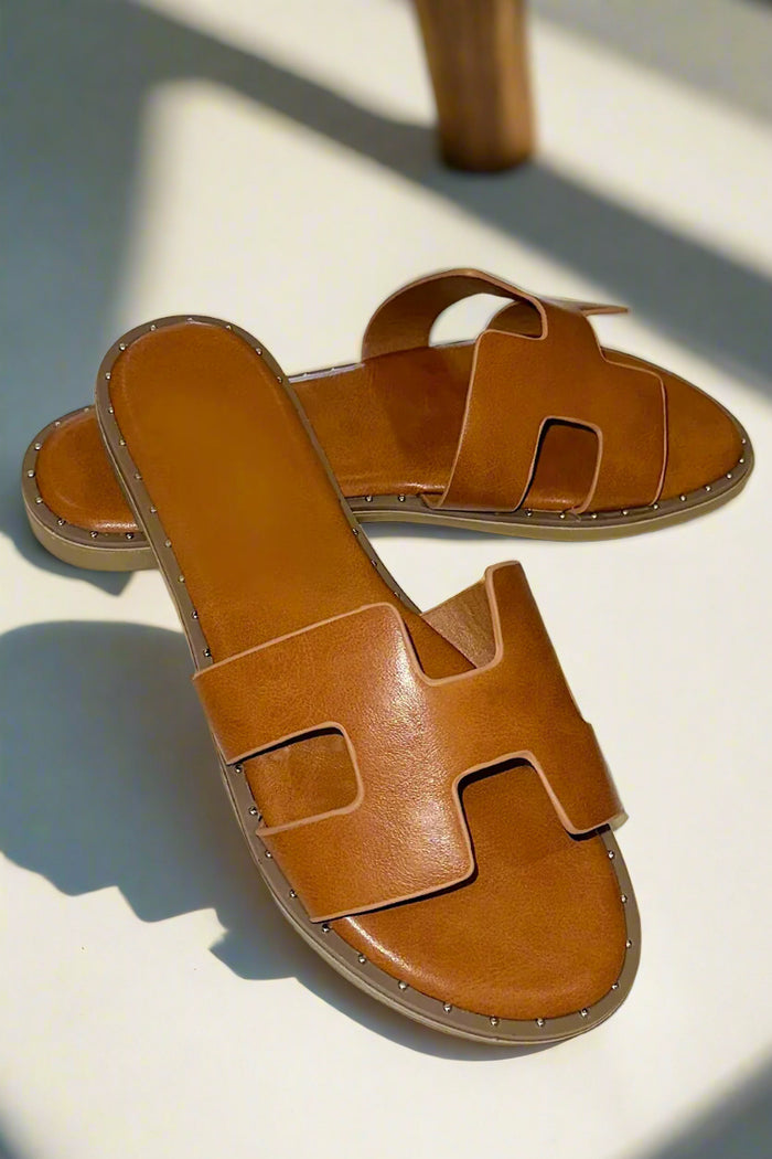 H-toe  Sandals